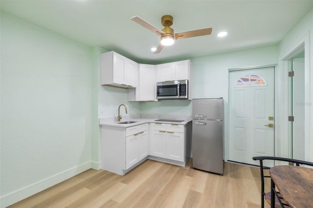 5538 6TH AVENUE N, St Petersburg, FL 33710