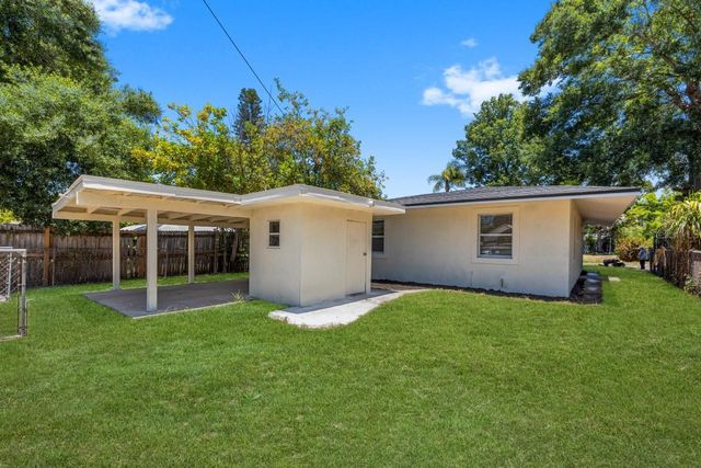 5538 6TH AVENUE N, St Petersburg, FL 33710