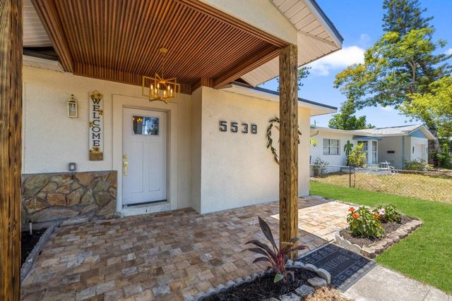 5538 6TH AVENUE N, St Petersburg, FL 33710