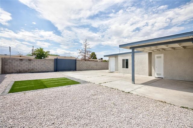 6121 Sonoma Circle, Las Vegas, NV 89107
