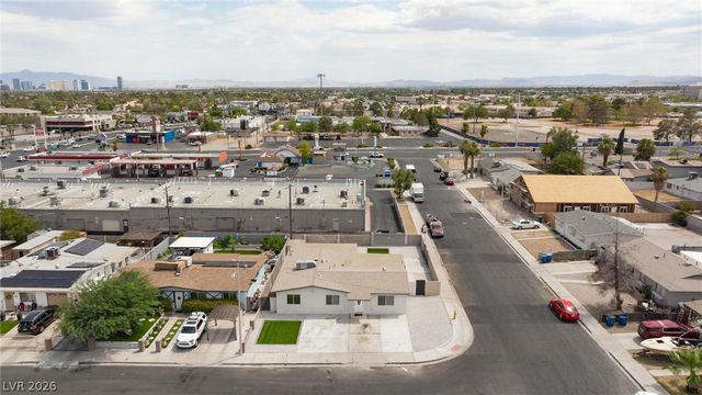 6121 Sonoma Circle, Las Vegas, NV 89107