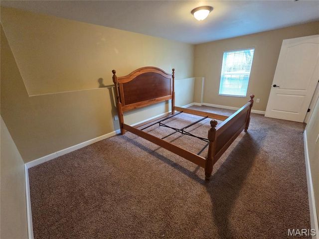 1391 Orchard Lakes Circle, Belleville, IL 62220