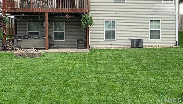 1391 Orchard Lakes Circle, Belleville, IL 62220