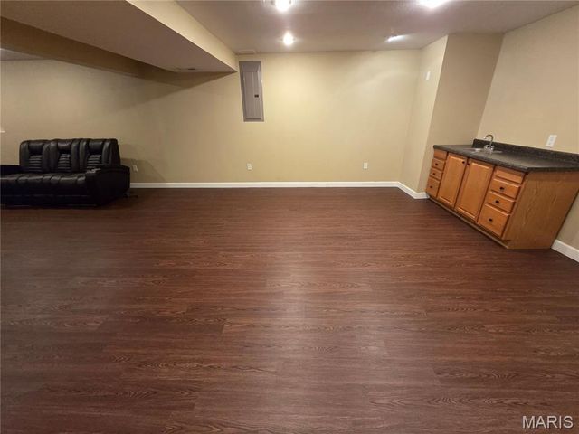 1391 Orchard Lakes Circle, Belleville, IL 62220