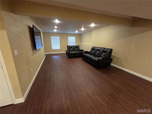 1391 Orchard Lakes Circle, Belleville, IL 62220