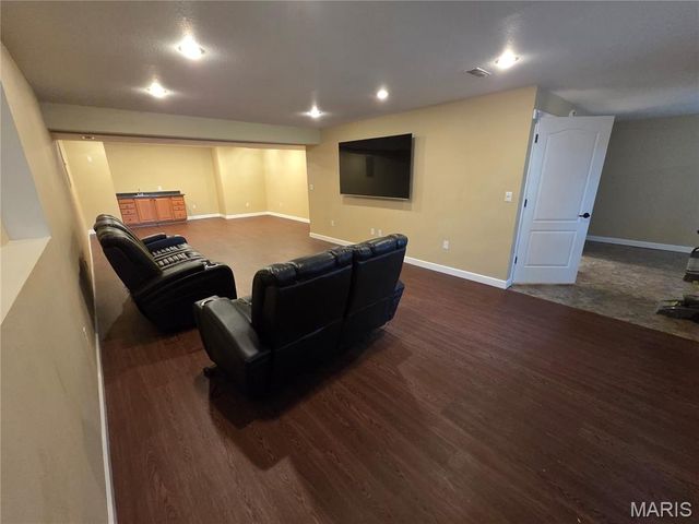 1391 Orchard Lakes Circle, Belleville, IL 62220