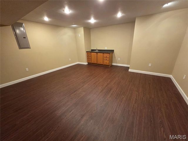 1391 Orchard Lakes Circle, Belleville, IL 62220
