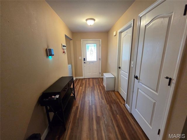 1391 Orchard Lakes Circle, Belleville, IL 62220