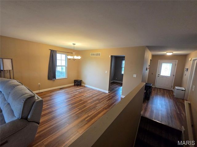 1391 Orchard Lakes Circle, Belleville, IL 62220