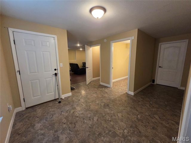 1391 Orchard Lakes Circle, Belleville, IL 62220