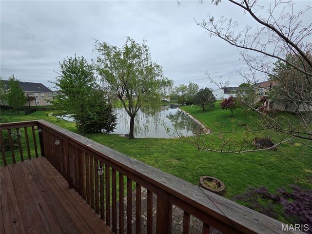 1391 Orchard Lakes Circle, Belleville, IL 62220
