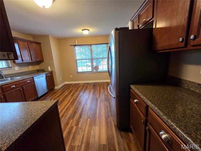 1391 Orchard Lakes Circle, Belleville, IL 62220