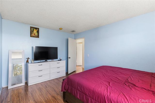 11545 Honeyglen, Pacoima, CA 91331