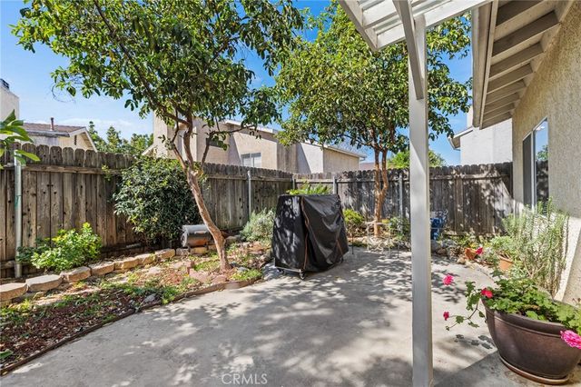 11545 Honeyglen, Pacoima, CA 91331