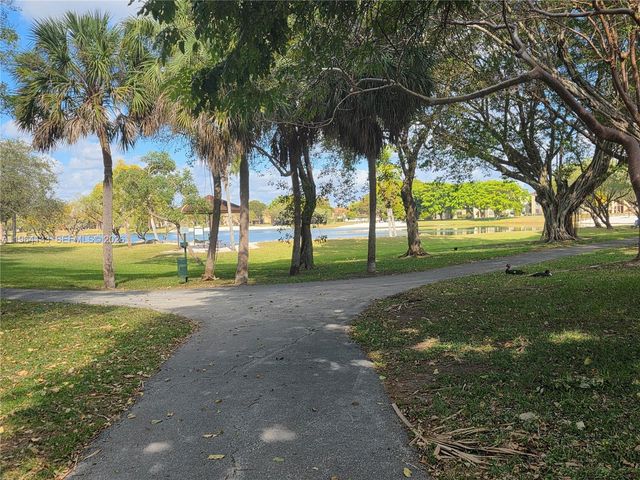 15222 SW 111th St 15222, Miami, FL 33196