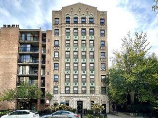 661 W Sheridan Road 506, Chicago, IL 60613