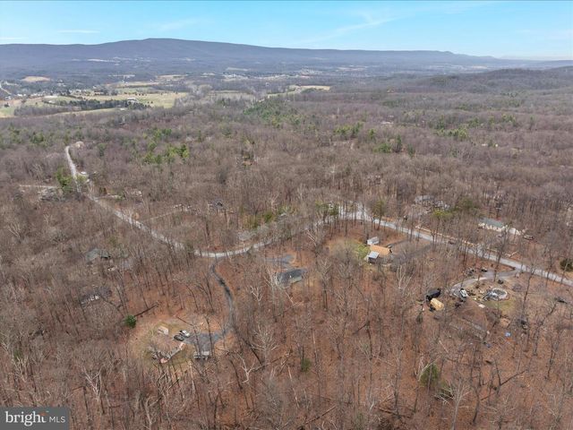 43 CASHEW LN, Gerrardstown, WV 25420