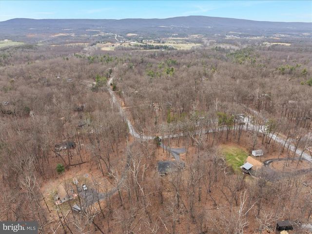 43 CASHEW LN, Gerrardstown, WV 25420