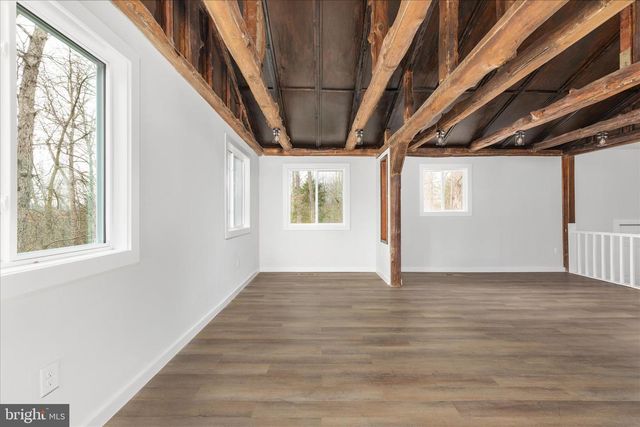 43 CASHEW LN, Gerrardstown, WV 25420