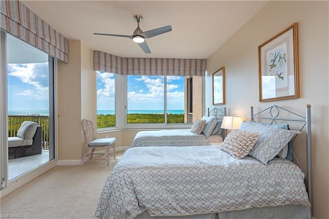 7117 Pelican Bay BLVD 701, Naples, FL 34108