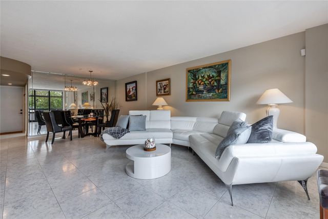 1401 S Federal Highway 122, Boca Raton, FL 33432