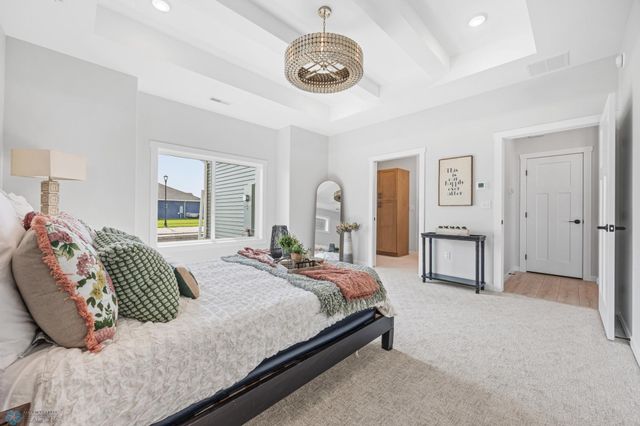 4295 Bristlecone Loop S, Fargo, ND 58104