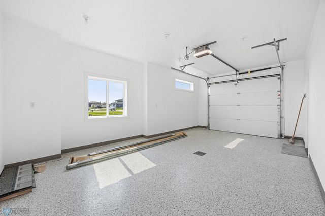 4295 Bristlecone Loop S, Fargo, ND 58104