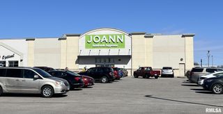 3051 WABASH Avenue, Springfield, IL 62704