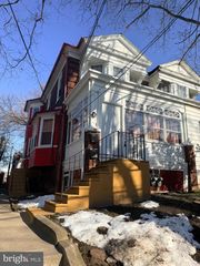 13 BURD AVE, Upper Darby, PA 19082