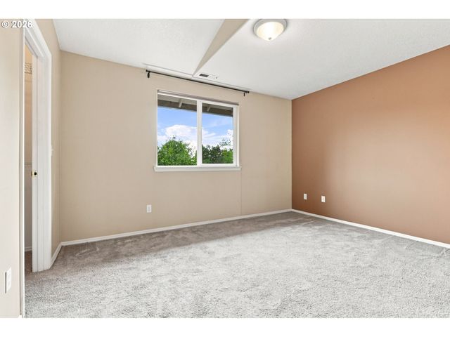 12920 Sw CHERRY BLOSSOM Ct, Beaverton, OR 97008