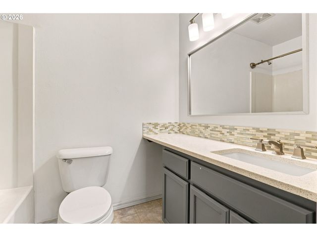 12920 Sw CHERRY BLOSSOM Ct, Beaverton, OR 97008