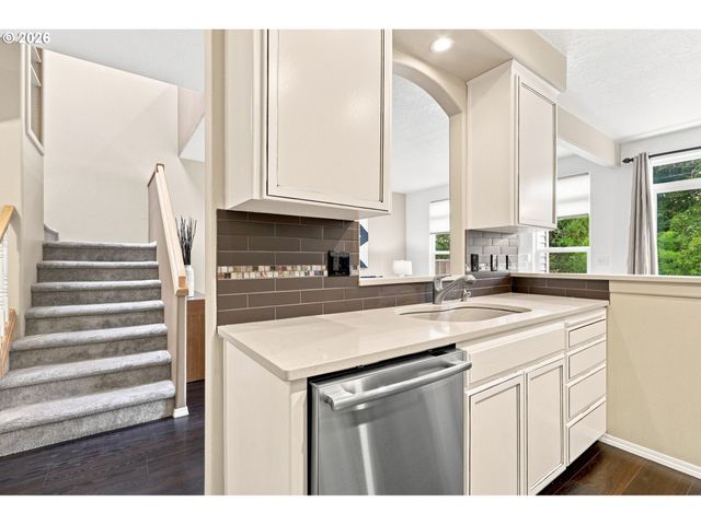 12920 Sw CHERRY BLOSSOM Ct, Beaverton, OR 97008