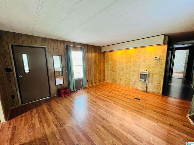 809 CEDAR SPRINGS ROAD, Weaver, AL 36277