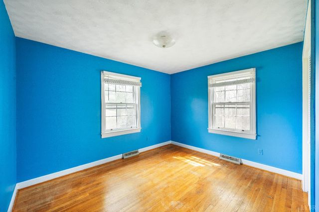 733 Oakville Road, Appomattox, VA 24522