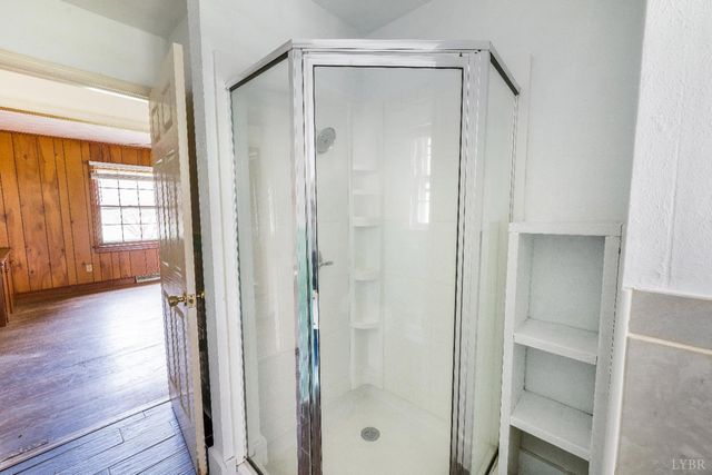 733 Oakville Road, Appomattox, VA 24522