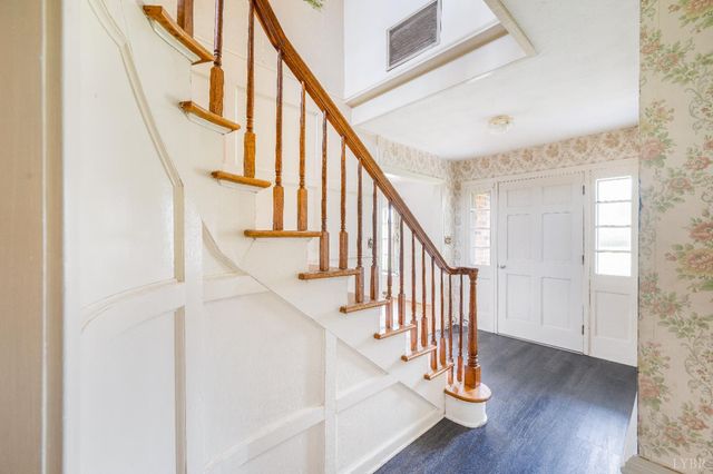 733 Oakville Road, Appomattox, VA 24522