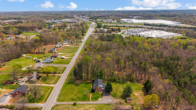 733 Oakville Road, Appomattox, VA 24522