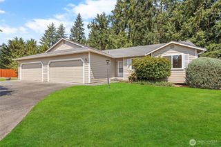 15408 8th Avenue Ct E, Tacoma, WA 98445