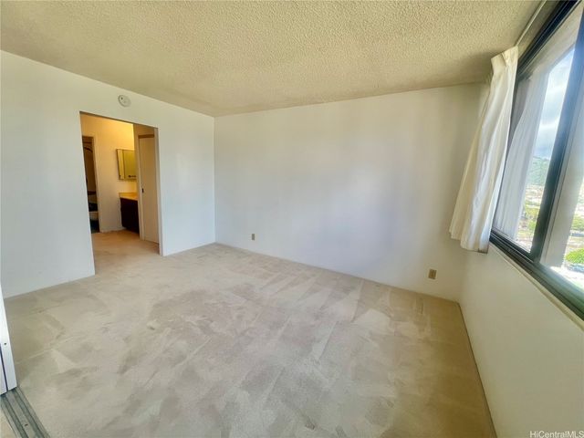 1255 Nuuanu Avenue 1413, Honolulu, HI 96817
