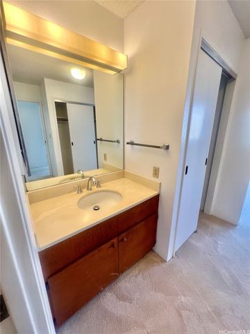 1255 Nuuanu Avenue 1413, Honolulu, HI 96817