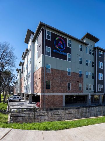 1800 Ih-35 Svrd, Austin, TX 78704