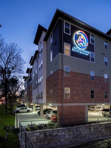 1800 Ih-35 Svrd, Austin, TX 78704