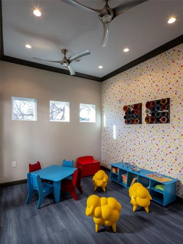 1800 Ih-35 Svrd, Austin, TX 78704