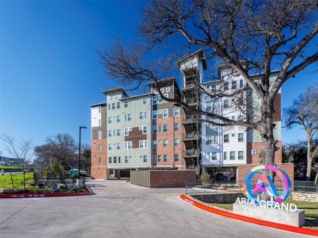1800 Ih-35 Svrd, Austin, TX 78704