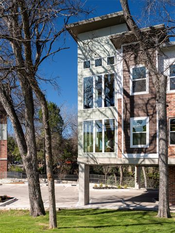 1800 Ih-35 Svrd, Austin, TX 78704