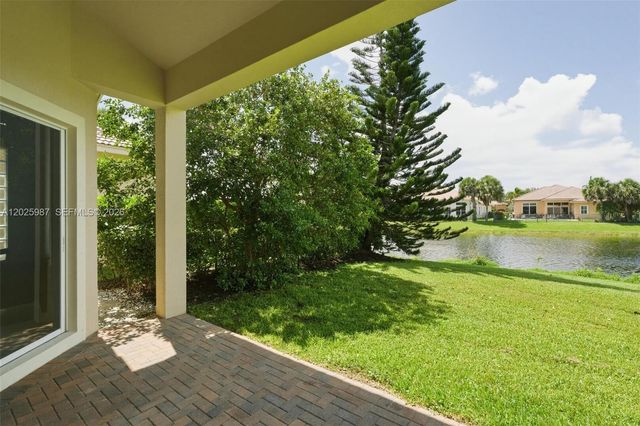 12210 NW 77th Mnr, Parkland, FL 33076
