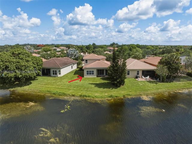 12210 NW 77th Mnr, Parkland, FL 33076