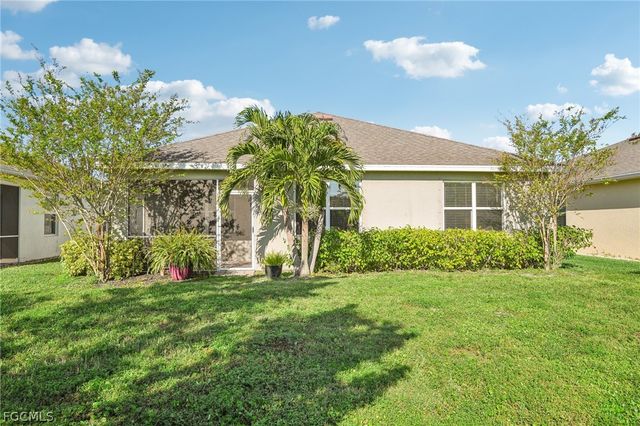 3421 Cancun CT, Cape Coral, FL 33909