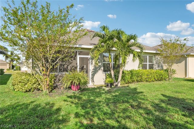3421 Cancun CT, Cape Coral, FL 33909