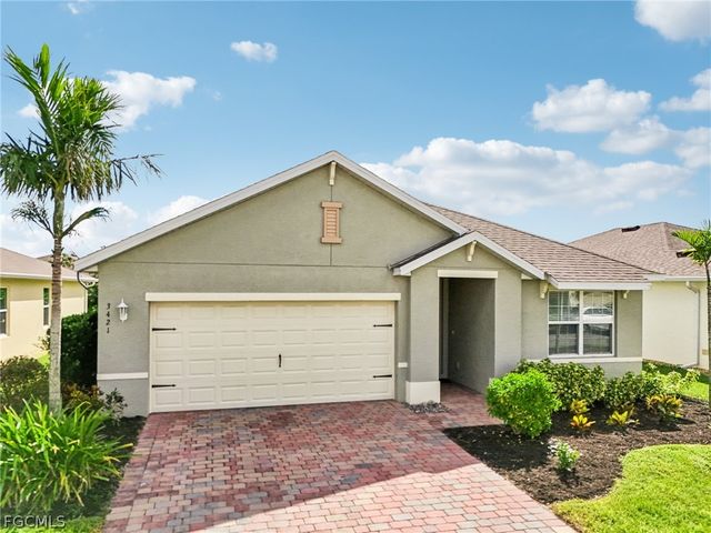3421 Cancun CT, Cape Coral, FL 33909